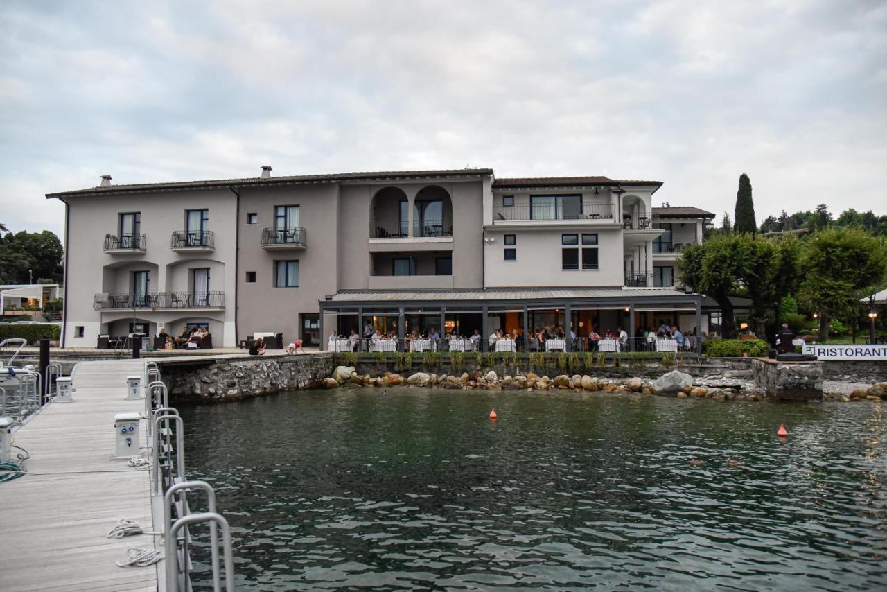 Bella Hotel & Restaurant With Private Dock For Mooring Boats San Felice del Benaco Eksteriør bilde
